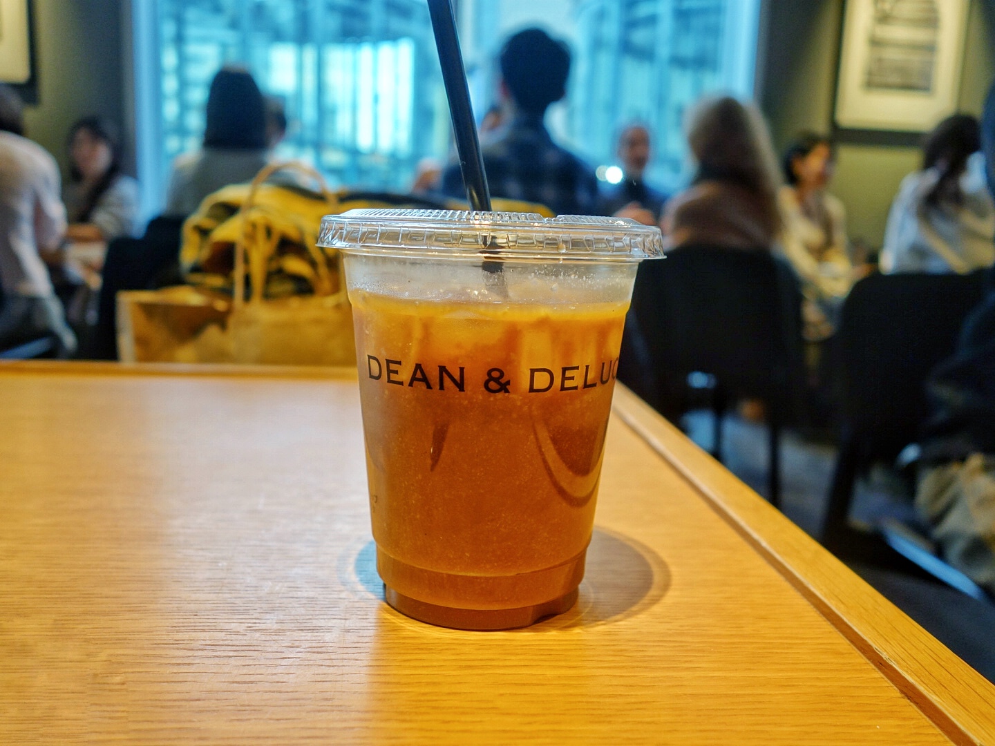 糖質制限中 アーモンドミルク ラテを飲めるお店 Dean Deluca 一級建築士 喜多島みなみのブログ 他撮り風自撮りひとり旅